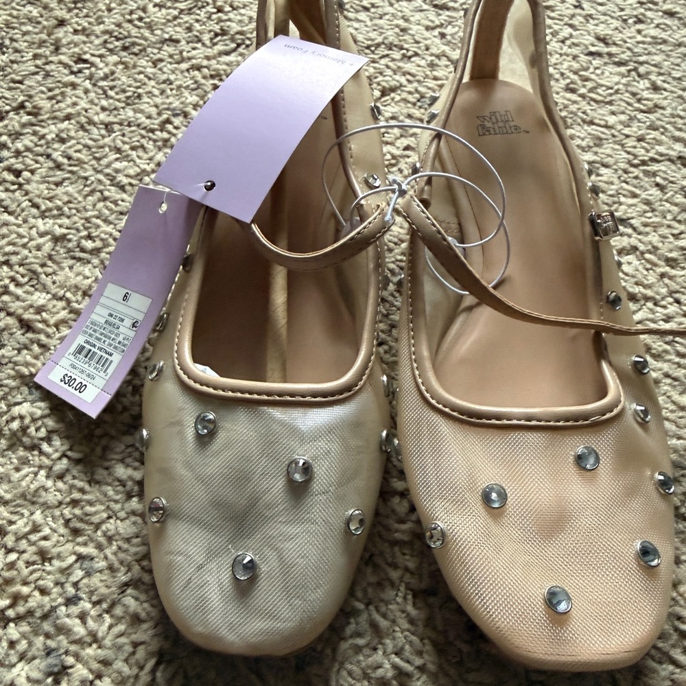 Wild Fable from Target Studded Beige Women's Shoes